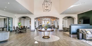 The Huntington Apartments Gallery 1