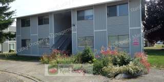 Cute 2-Bedroom Unit in Nice 4-plex in Great Enumclaw Location!! Gallery 1
