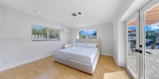 800 SE 3rd Ter Gallery 14