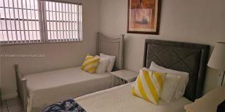 215 SE 3rd Ave Gallery 4