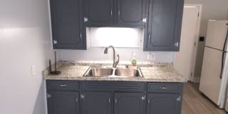 Walk to the Beach, 2 Bedroom, 1 Bath, Unfurnished Condo, Utilities Included! Gallery 3