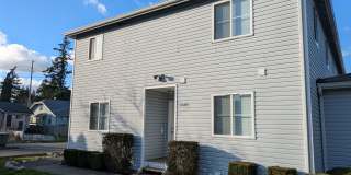 3 Bedroom, 2 Bath in York Neighborhood! Gallery 1