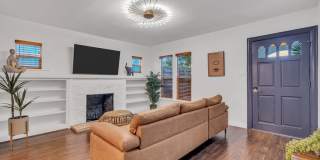 1006 N Crescent Heights Blvd Gallery 7