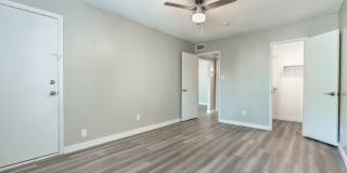 Rise Lakeside Gallery 26