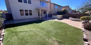 North East- 5 bedroom/ 2.5 bathroom single family home Gallery 1