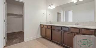 CORNER LOT - Beautiful 5-Bedroom Home for Rent in North Merced! Gallery 42