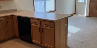 Coming soon! 2 Bedroom, Ranch Townhome with Garage! Gallery 8