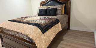Room in 5 Bedroom Home in College Park Gallery 6