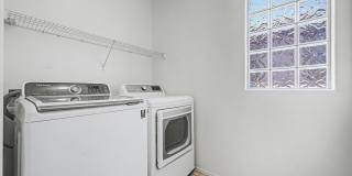 1944 N 77TH Glen Gallery 29