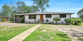 4 Br, 3 Bath Gallery 1