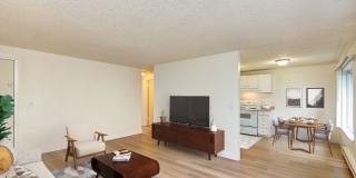 The Woodmark Apartments Gallery 9