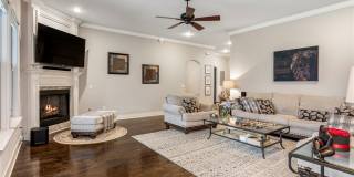 1221 Stoneybrook Lane Gallery 5