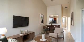 CLO Venice at Crystal Lakes Gallery 1