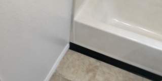 Stunning 3 Bed 3 Bath Duplex in Placentia with Open Floor Plan and Vaulted Ceilings. Gallery 51