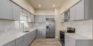 1908 E Harvard Street Gallery 8