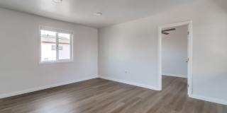 Welcome to your ideal rental in the charming community of Imperial Beach! Gallery 31