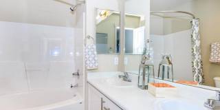 The Woodlands Townhome Apartments Gallery 4