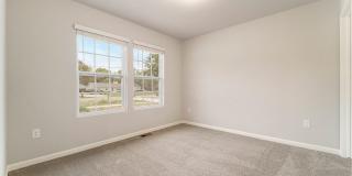 586 Orchard Avenue Gallery 12
