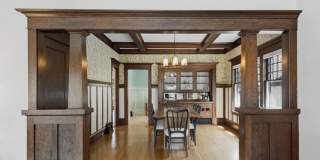 Spacious Ravenna Craftsman! Gallery 20