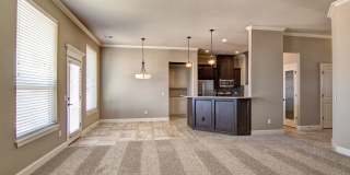 Beautiful Foster Signature Home in Great Location! Gallery 5