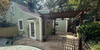 2461 Lyndhurst Avenue Gallery 73