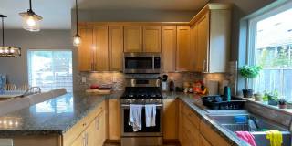 PRELEASING: Spacious 4 bdrm, 3 bath home in Cedar Ridge Development! Gallery 7