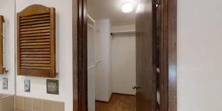 Spacious Willow Springs Townhome Near Trails, Shopping & Dining Gallery 8