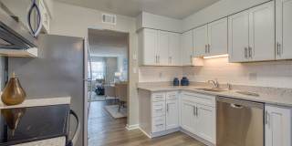 Holly Point Apartments Gallery 74
