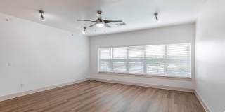 5225 Maple Avenue Gallery 2