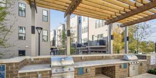 Everly Everly Gallery 32