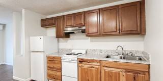 The Pines Apartments Gallery 11