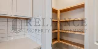 208 W May St Gallery 15