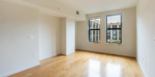 1111 Belle Pre Gallery 8