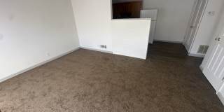 2500 Lindsay B - B3 2500 Lindsay B - B3 Gallery 1