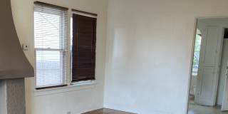 4438 Campus Avenue - 4438 Gallery 4