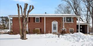 7201 SYDENSTRICKER Road Gallery 1