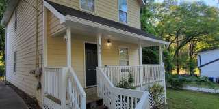 Affordable 2 Story Home - Fresh Paint - New flooring Large Lot - Close to Downtown Atlanta Gallery 1