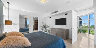20100 W Country Club Dr Gallery 16