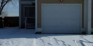 Cute & Clean 3 bedroom Townhome in the Heights Gallery 14