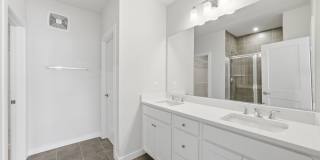 Modern 2BR/2.5BA Townhome in Ashburn Gallery 10