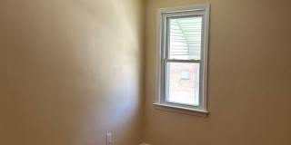 Brick 4 Bedrooms house is South Euclid With 2 Cars Detached Garage for Rent Gallery 30