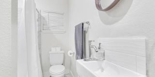 1407 Leal Gallery 27