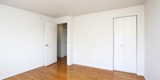 Parkside Gallery 12