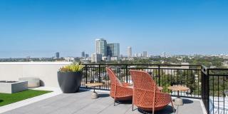 UNITi Montrose Gallery 33