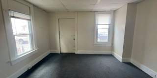 124 Ray St Gallery 3