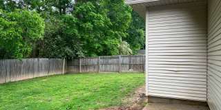 504 Hawthorne, Benton AR 72015 - Nice 4br 2ba with fenced back yard off Gattin Rd. Gallery 18