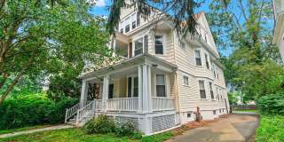 255 W Elm Street Gallery 1