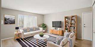 Southpointe Square Gallery 1