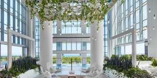 Sentral Michigan Avenue Gallery 22