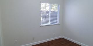 Charming 4-Bedroom Home with Solar & Spacious Yard Gallery 14